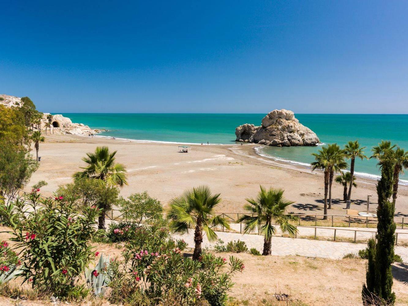 Apartamento Los Tres Soles Málaga Buitenkant foto