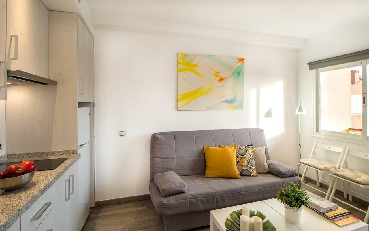 Apartamento Los Tres Soles Málaga Buitenkant foto