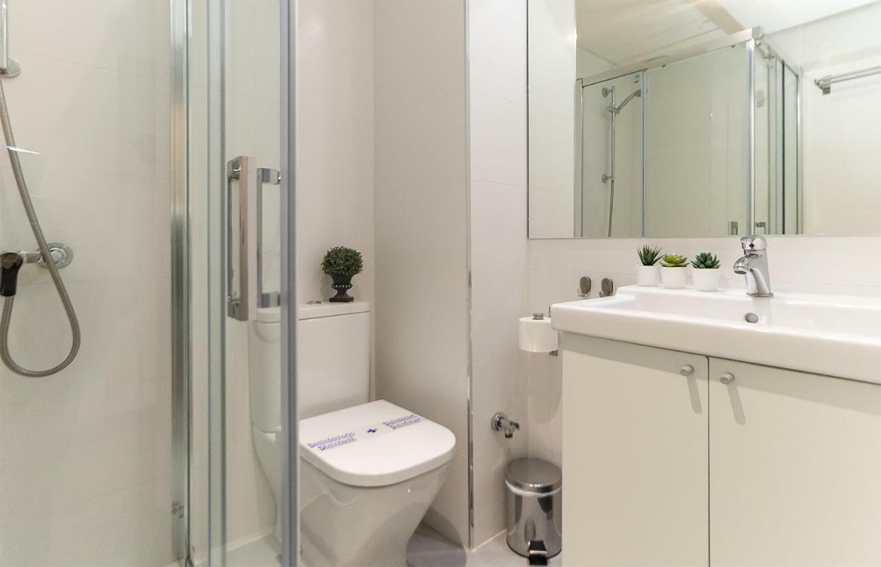 Apartamento Los Tres Soles Málaga Buitenkant foto