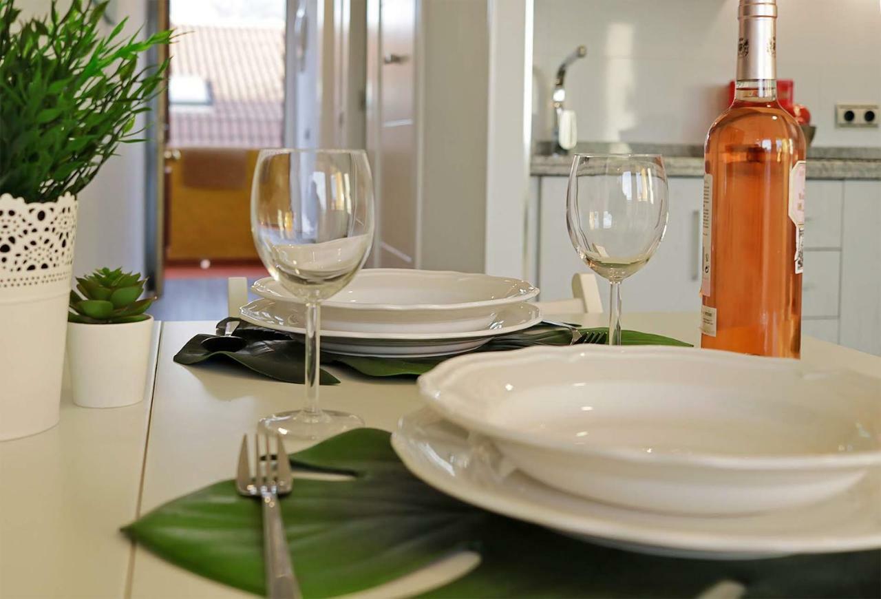 Apartamento Los Tres Soles Málaga Buitenkant foto